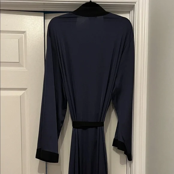 Savage X Fenty Midnight Blue Robe - Picture 14 of 15